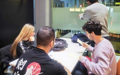 El alumnado de TSEAS participa en un programa de emprendedores