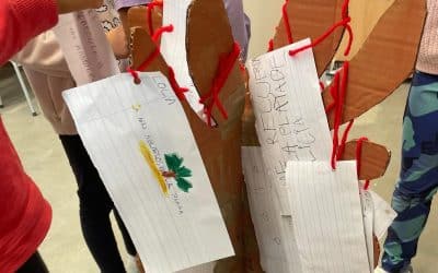 Homenaje a la palabra femenina